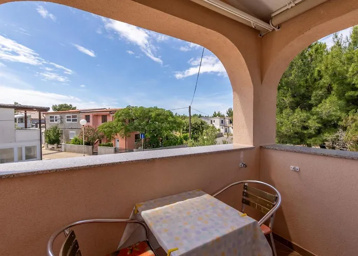 Apartment With Parking Space - 24653 Vir