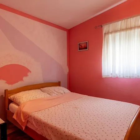 Appartement With Parking Space - 24653